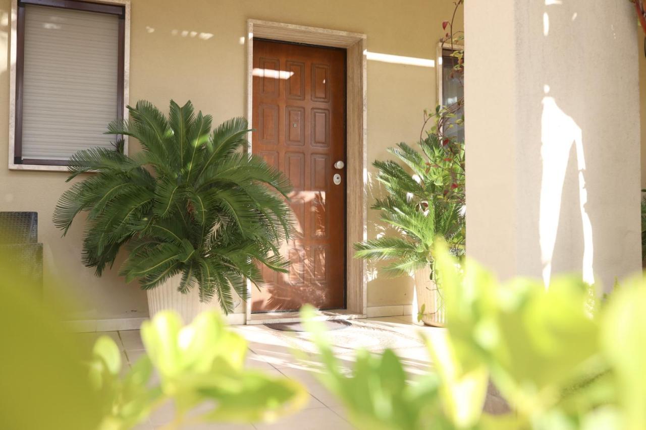 Ancora Del Salento Villa Lecce Exterior photo